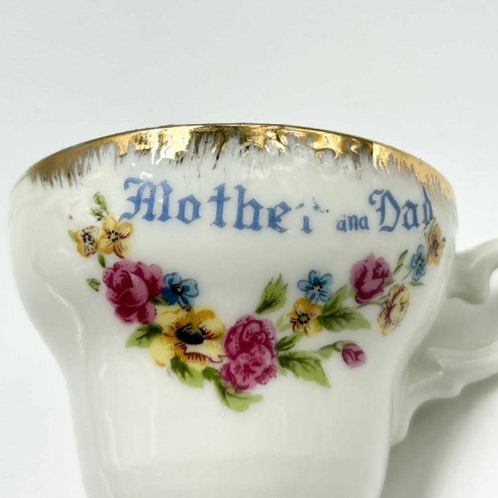 💐💐🤍🏰💛💐💐Vintage porcelain cup.